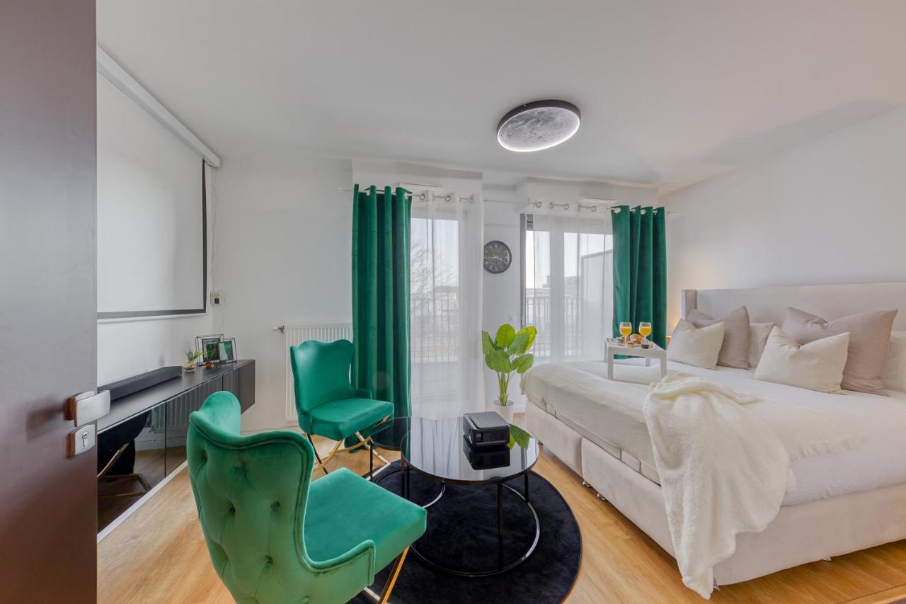 Cinema Moon Luxury - Gare 3Min - Proche Paris Appartement Massy  Buitenkant foto
